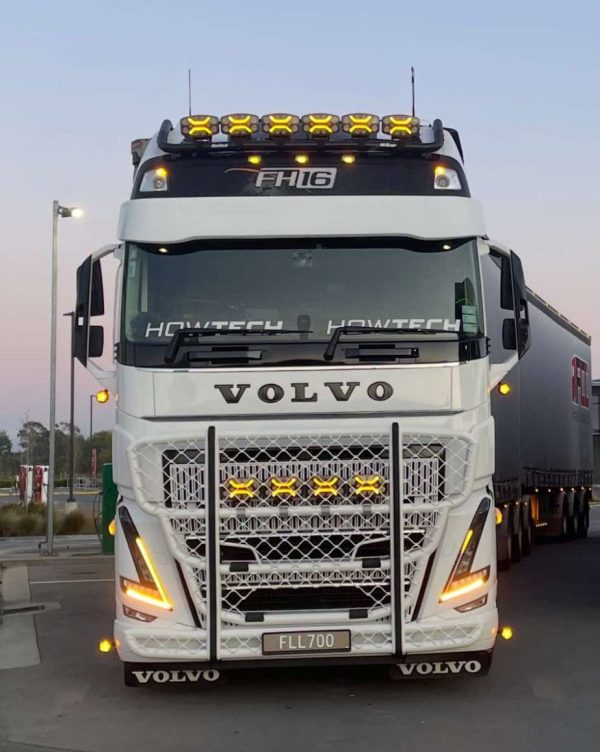 Volvo Mudflap 63x35cm - Image 3